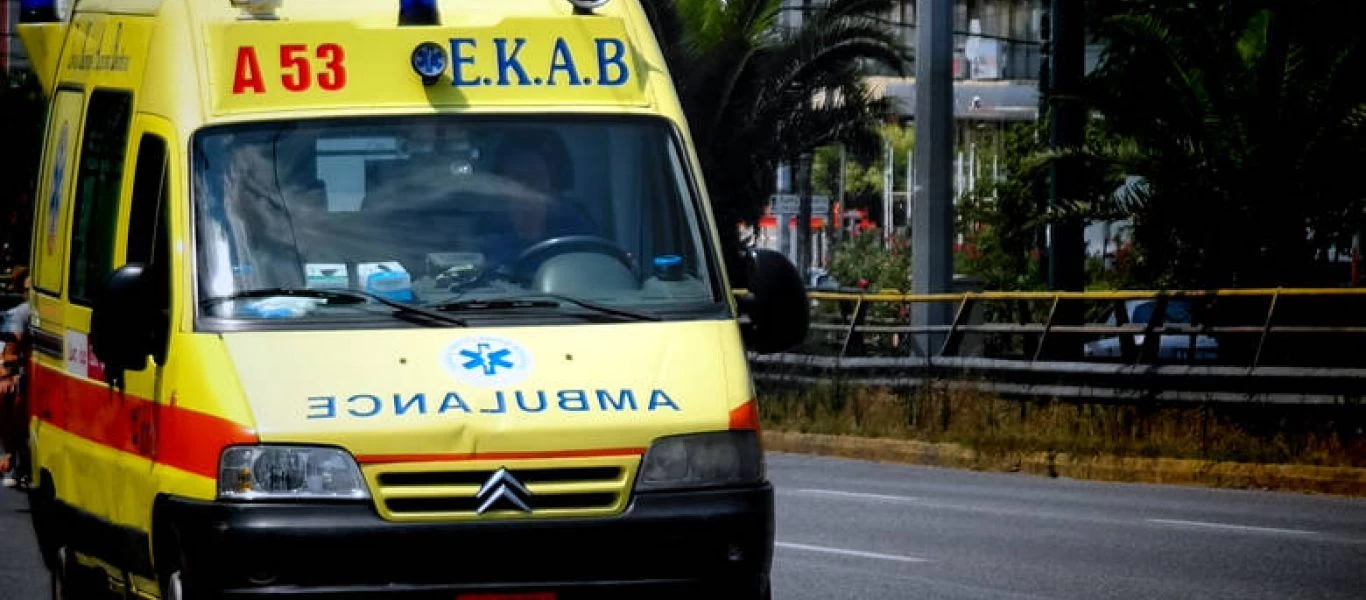 Σοβαρό τροχαίο με μηχανή στο Δομοκό - Σύρθηκε στο έδαφος και τραυματίστηκε ο οδηγός (βίντεο)